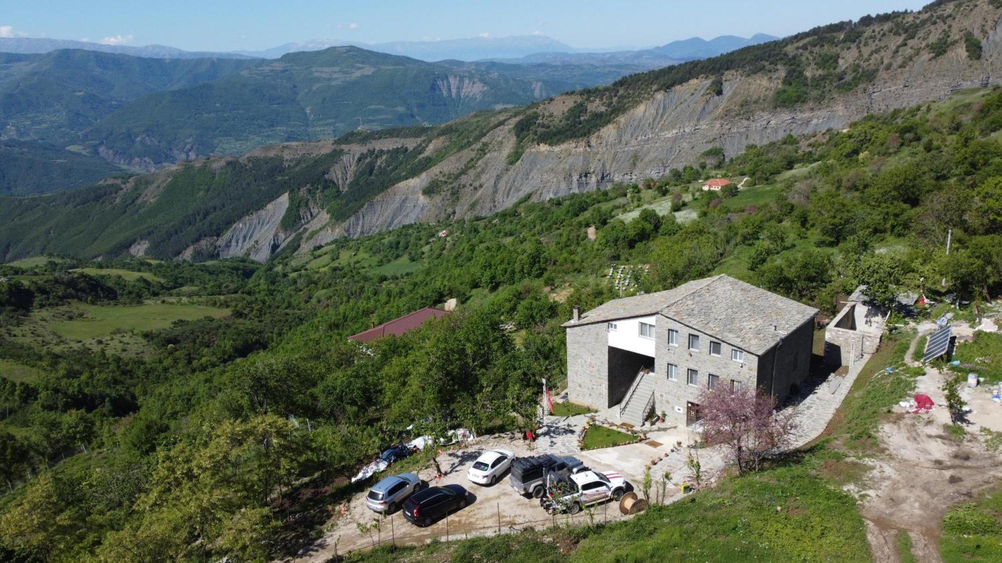 Xhaferri Guesthouse Corovode Exterior photo